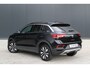 Volkswagen T-Roc 1.5 TSI Life Edition 150pk - ACC - LED - Navi - Stoelverwarming - Blind Spot - Virtual cockpit - Rijklaar