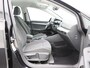 Volkswagen Golf 1.0 eTSi 110 Pk Automaat Life | Adaptive Cruise | Climate | Parkeersensoren | Navigatie | Carplay | 68.916 Km!!