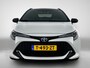 Toyota Corolla Touring Sports 1.8 Hybrid Dynamic Bi-Tone | Stoelverwarming | Elektrische achterklep | Navigatie | Apple CarPlay/Android Auto |