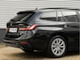 BMW 3-Serie Touring 330e xDrive - Panorama - ACC - Hifi - Sportstoelen - Stoelverwarming