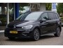 Volkswagen Touran 1.5 TSI R-line 7-persoons Trekhaak Panoramadak Stoelverwarming