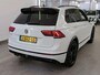 Volkswagen Tiguan 1.5 TSI ACT 150pk Automaat Highline Business R Line | Panoramadak | Trekhaak | 19" Black Pakket R-Line | CarPlay