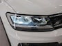 Volkswagen Tiguan 1.5 TSI ACT 150pk Automaat Highline Business R Line | Panoramadak | Trekhaak | 19" Black Pakket R-Line | CarPlay