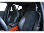 Volvo XC40 Recharge P8 AWD R-Design | Dealeronderhouden | Panoramadak | Stoelverwarming | Parkeersensoren achter | Parkeercamera | Adaptive cruise control | Warmtepomp | Adaptive cruise control | BLIS |