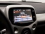 Toyota Aygo 1.0 VVT-i x-sport (APPLE CARPLAY, 5 DEURS, NAVIGATIE, CAMERA, SPORTSTOELEN, GETINT GLAS, CRUISE, LM VELGEN, ELEK RAMEN, NIEUWE APK, NIEUWSTAAT)