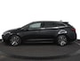 Toyota Corolla Touring Sports Hybrid 180 Dynamic | Parkeer sensoren | Navigatie | Stoelverwarming |