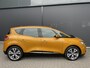 Renault Scenic 1.2 TCe Intens Airco - Cruise control - Parkeersensoren voor en achter - Navigatiesysteem - Lederen/stof bekleding - Mistlampen voor - Stuur multifunctioneel