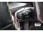 Peugeot e-2008 EV 50kWh *GT* | SOH 88.31% | 3-Fase | Schuifdak | Camera | Carplay | Navigatie | Stoelverwarming | Cruise & Climate Control |