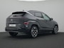 Hyundai Kona Electric Premium 65.4 kWh Volledig Elektrisch met Navigatie, Lederen bekleding en Stoelverwarming Uit voorraad leverbaar!