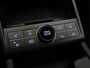 Hyundai Kona Electric Premium 65.4 kWh Volledig Elektrisch met Navigatie, Lederen bekleding en Stoelverwarming Uit voorraad leverbaar!