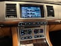 Jaguar XF 3.0D S // Veel opties met weinig km
