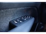 Volvo XC40 2.0 B3 Plus Black Edition | Panoramadak | Pixel LED koplampen | 20" velgen | 360 camera | Adaptive cruise control | Getint glas | Dode hoek detectie BLIS |