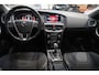 Volvo V40 T3 Nordic+ Automaat 152pk | Navigatie | 17"inch LMV | Stoelverwarming V+A | Parkeersensoren | Standkachel | Voorruitverwarming | Bluetooth | Climate & Cruise Control |
