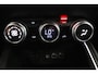 Renault Clio 1.0 TCe 90 GPF techno | 360 Camera | Navigatie 9,3" | Climate control | LED | AppleCarplay AndroidAuto | all season banden |  |