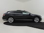 Volkswagen Arteon Shooting Brake 1.4 TSI eHybrid R-Line Business 218pk | Full Options! l Nappa Leder l Panoramadak l Elektr. Stoel incl Memory l Trekhaak l Head up Display l Camera