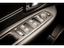 Renault Scenic 1.5 dCi 110 Pk Automaat Bose I Zwart Leder I Afn. Trekhaak I Camera I 17 inch. LMV
