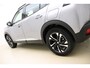 Peugeot 2008 1.2 PureTech Allure | Navigatie | Climate control | Trekhaak | Camera | Lichtmetalen velgen | Dakrails | Cruise control | Bluetooth