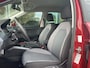 SEAT Arona 1.0 TSI 95pk Style Business Intense / Zwart Dak / Navigatie / Camera / Climate Control / 16" LMV