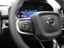 Volvo EC40 Extended Range Plus Black Edition / Nubuck bekleding / Harman en Kardon audio / Elektr. achterklep / Camera / Getint glas /