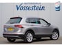 Volkswagen Tiguan 2.0 TSI 4Motion Highline / Virtual cockpit / Led / PDC / 2e Eig. / NL-Auto!