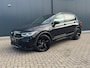 Volkswagen Tiguan 1.5 TSI R-Line Blackstyle * Panorama * Stoelverwarming * Keyless *