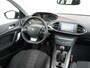 Peugeot 308 1.2 PureTech Blue Lease Premium | Panoramadak | Navigatie | Climate control