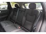 Volvo XC60 2.0 T6 Plug-in hybrid AWD Plus Dark | Panoramadak | Luchtvering | Extra getint glas | 21" Lichtmetalen velgen