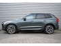 Volvo XC60 2.0 T6 Plug-in hybrid AWD Plus Dark | Panoramadak | Luchtvering | Extra getint glas | 21" Lichtmetalen velgen