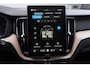 Volvo XC60 2.0 T6 Plug-in hybrid AWD Plus Dark | Panoramadak | Luchtvering | Extra getint glas | 21" Lichtmetalen velgen