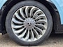 Voyah Free 4WD 106 kWh | Panoramadak | Luchtvering | 360° camera | Massage stoelen | Dynaudio | Adaptieve cruise control | Smartphone integratie | Keyless entry | Elektrische achterklep