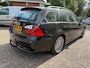 BMW 3-Serie Touring 318i Business Line *STOELVERW.*CLIMA*PANO*CRUISE*NAVI*PDC*TREKHAAK*