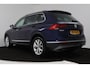 Volkswagen Tiguan 1.4 TSI ACT Highline (PANORAMADAK, TREKHAAK, STOELVERWARMING, LEER, DIGITALE COCKPIT, ACHTERUITRIJCAMERA) )