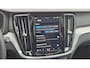 Volvo V60 2.0 T6 Phev AWD Plus Bright Zeer Compleet uitgerust - Lighting Pack - Harman Kardon Sound - Panorama Dak - Privacy Glas - Trekhaak - 360 Camera - 19"Licht metalen velgen
