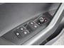 Volkswagen Polo 1.0 TSI 95pk Highline Navigatie Stoelverwarming Parkeersensoren Climate Control
