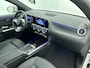 Mercedes-Benz EQA 250+ Business Solution 71 kWh | Stoelverwarming voor | Sfeerverlichting | EASY PACK achterklep | Parkeerpakket met achteruitrijcamera | Widescreen display |