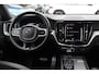 Volvo XC60 2.0 T5 AWD Inscription / Trekhaak / Camera / Luchtvering / Leder / 20'' / Navigatie / Dodehoek / DAB / Cruise Control