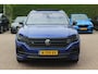 Volkswagen Touareg 3.0 TSi 4MOTION R / Trekhaak / Panoramadak / Camera / Luchtvering / Luchtvering / 20'' / Keyless / Leder / Navigatie / Dodehoek /ACC /