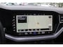 Volkswagen Touareg 3.0 TSi 4MOTION R / Trekhaak / Panoramadak / Camera / Luchtvering / Luchtvering / 20'' / Keyless / Leder / Navigatie / Dodehoek /ACC /