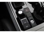 Volkswagen Touareg 3.0 TSi 4MOTION R / Trekhaak / Panoramadak / Camera / Luchtvering / Luchtvering / 20'' / Keyless / Leder / Navigatie / Dodehoek /ACC /