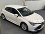 Toyota Corolla 1.8 HYBRID NAVIGATIE CRUISE CONTROL CLIMATE CONTROL STOEL EN STUURVERWARMING BLUETOOTH TELEFOON ACHTERUITRIJCAMERA ZEER MOOI !! 3010