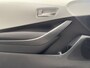 Toyota Corolla 1.8 HYBRID NAVIGATIE CRUISE CONTROL CLIMATE CONTROL STOEL EN STUURVERWARMING BLUETOOTH TELEFOON ACHTERUITRIJCAMERA ZEER MOOI !! 3010