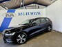Volvo V60 2.0 B3 Momentum Advantage / CarPlay / Navi / NL Auto