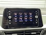 Volkswagen T-Roc 1.0 TSI Life Edition - Parkeersensoren - Stoelverw. - Clima - Carplay - LM Velgen