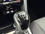 Volkswagen T-Roc 1.0 TSI Life Edition - Parkeersensoren - Stoelverw. - Clima - Carplay - LM Velgen