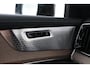 Volvo XC90 T8 Plug-in hybrid Ultra Dark | FACELIFT | Bowers&Wilkins | Massage+Ventilatie | Trekhaak | 22 Inch | Panoramadak | Head-Up | 360 Camera