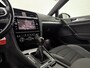 Volkswagen Golf 1.5 TSI 150PK R-line | Camera | Carplay | Adaptive Cruise | Virtual | LED | Parkeersens.