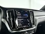 Volvo S60 B4 Aut. Ultimate Dark | Panoramadak | 360º camera | Head-up display | Harman Kardon | Stoel- en Stuurverwarming