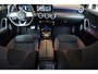Mercedes-Benz A-klasse 200 Business Solution AMG Night Upgrade | Augmented Reality | Sfeerverlichting Plus | AMG Aerodynamica | AMG Sportinterieur | Widescreen | Diamond grille | Cruise + Lane departure | Stoplichtcamera