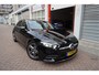 Mercedes-Benz A-klasse 200 Business Solution AMG Night Upgrade | Augmented Reality | Sfeerverlichting Plus | AMG Aerodynamica | AMG Sportinterieur | Widescreen | Diamond grille | Cruise + Lane departure | Stoplichtcamera