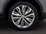 Volkswagen T-Roc 1.5 TSi 150 Pk Sport | LED | Trekhaak | Panorama Dak | Elektrische Achterklep | Adaptive Cruise | Carplay | Camera | 18 Inch